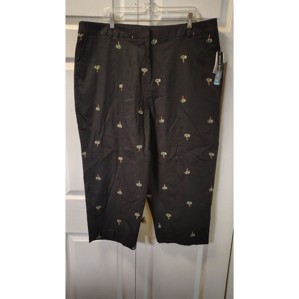 NWT Briggs New York Black Palm Tree Embroidered Capri Pants Women's Size 20